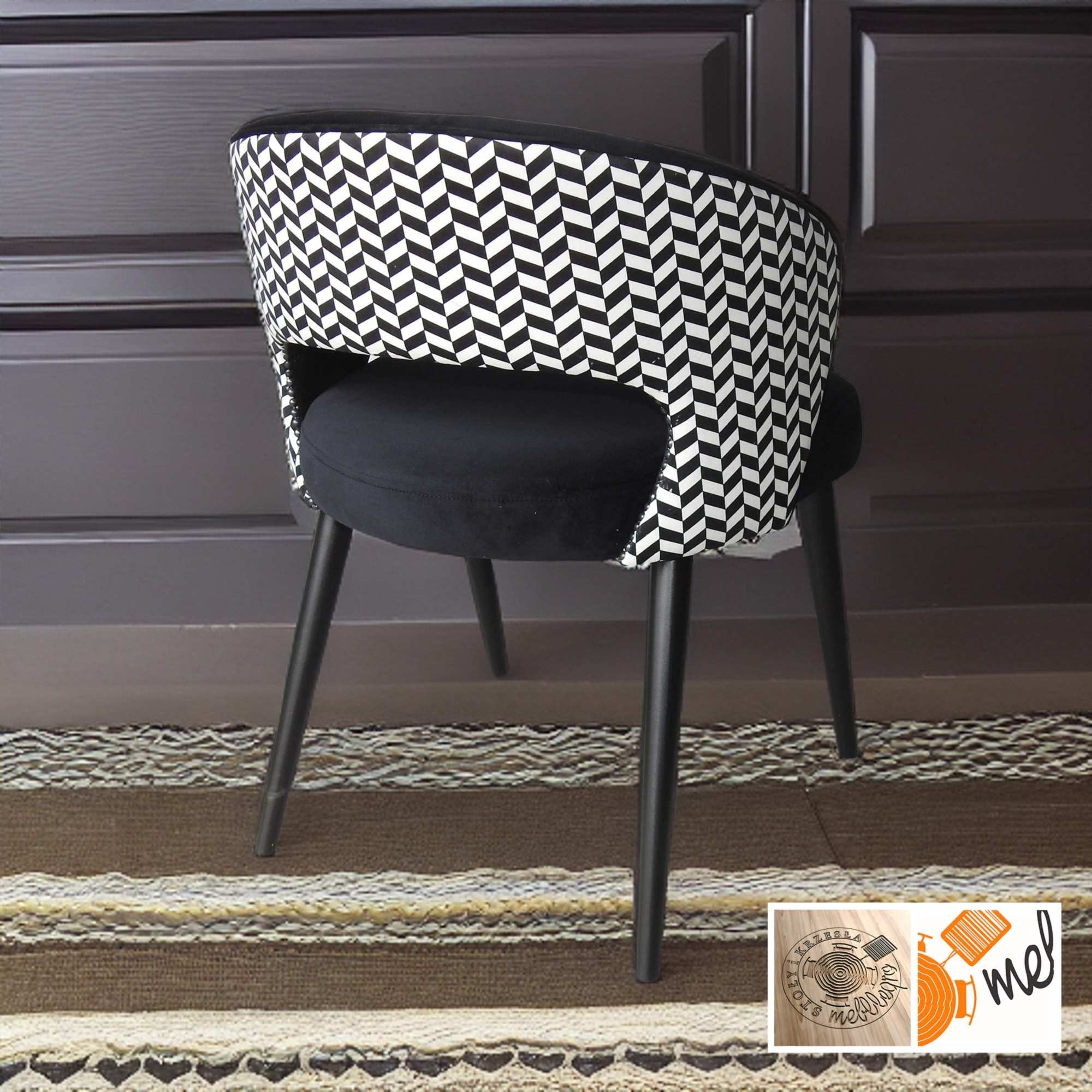 Czarne Krzesło K179 Tapicerowane Retro z Pepitką - obrazek 3