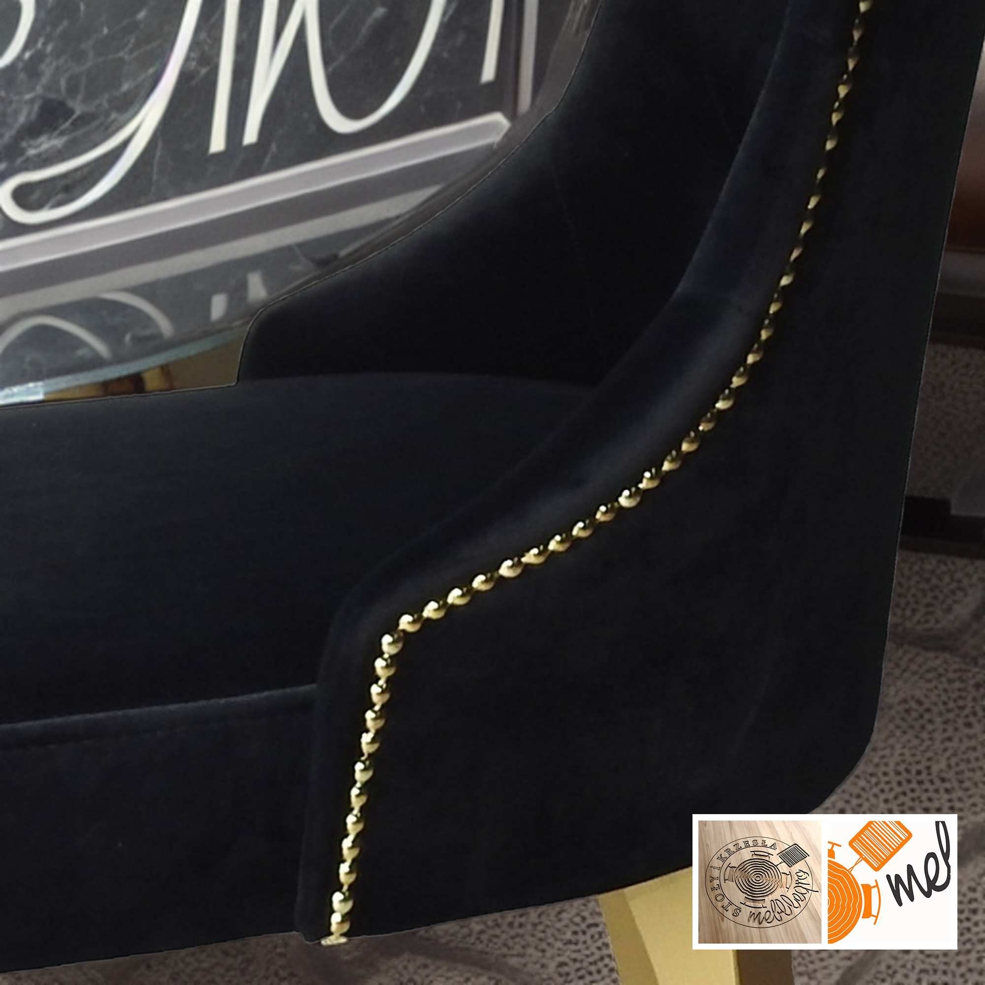 Krzesło K107 Chesterfield Złote Nogi z Kołatką - obrazek 4