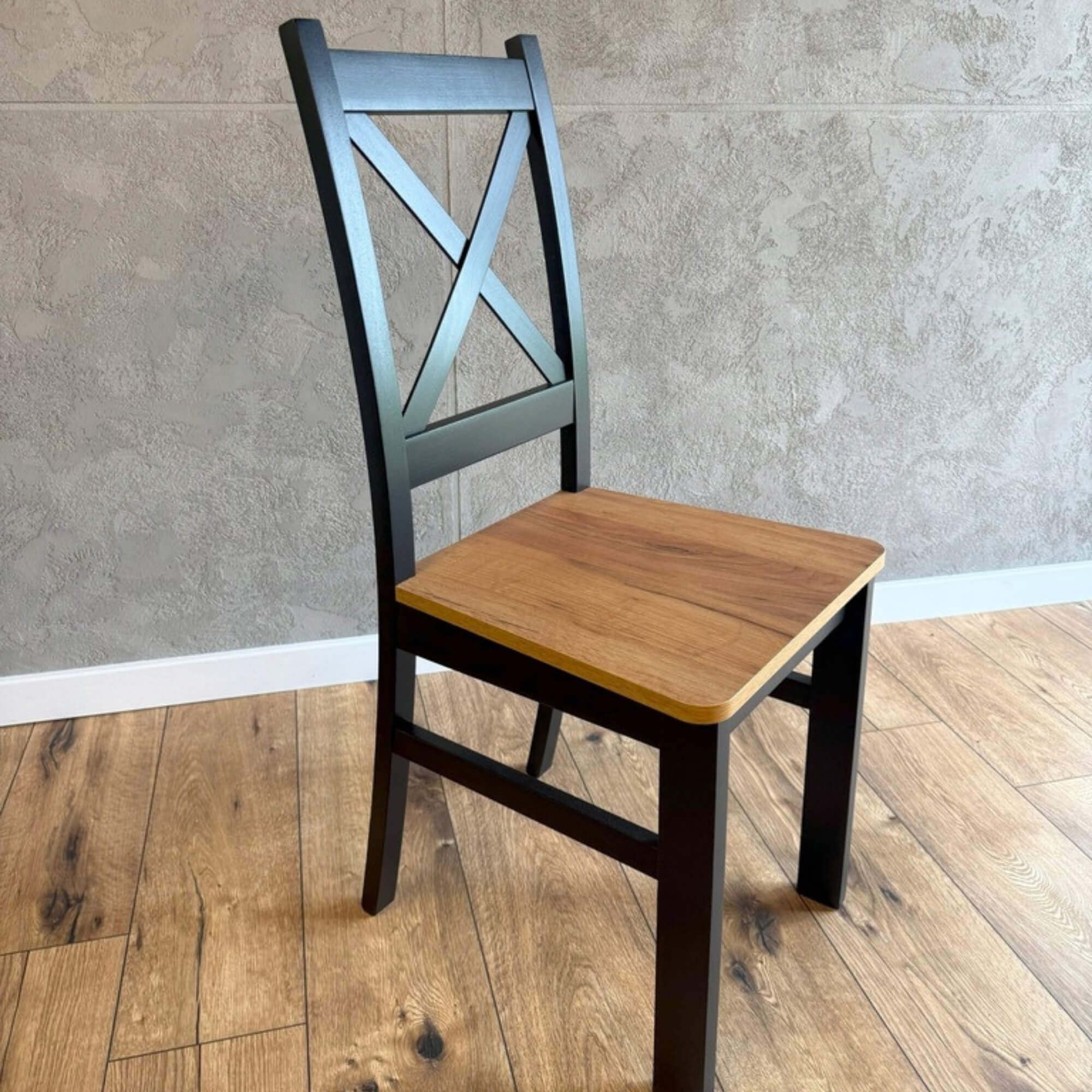 Czarne Krzesło Drewniane K196 z oparciem typu X - obrazek 2