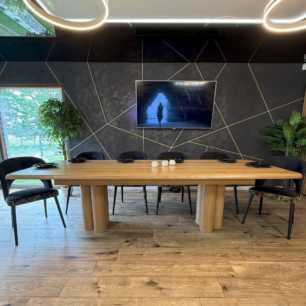 Stół konferencyjny z litego drewna dębowego